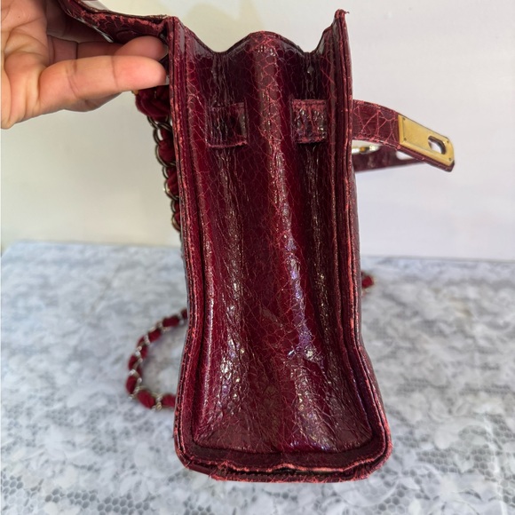 Vintage Susan of London Red Leather Women's Shoulder Bag - Picture 5 of 15